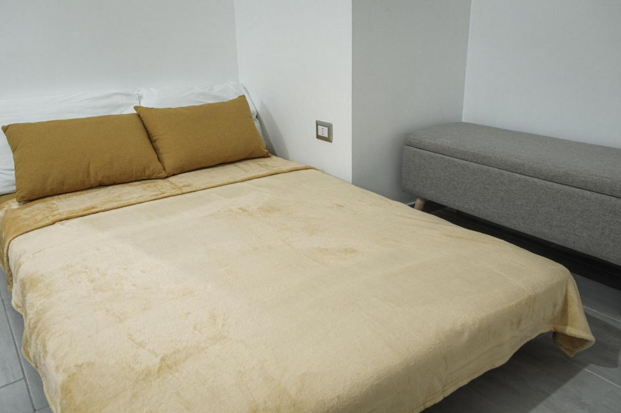 Independent House 51 Apartment Наполи Екстериор снимка